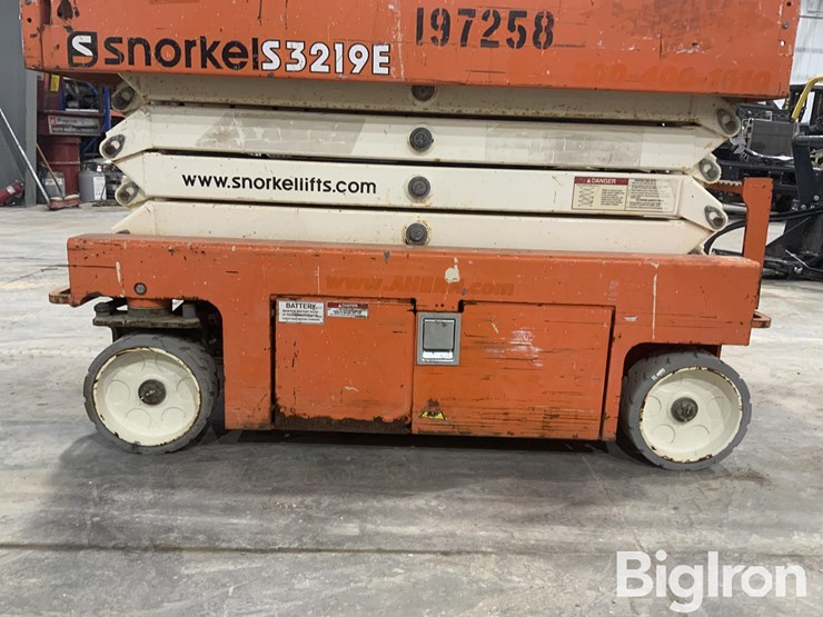 2017-snorkel-s3219e-image-9