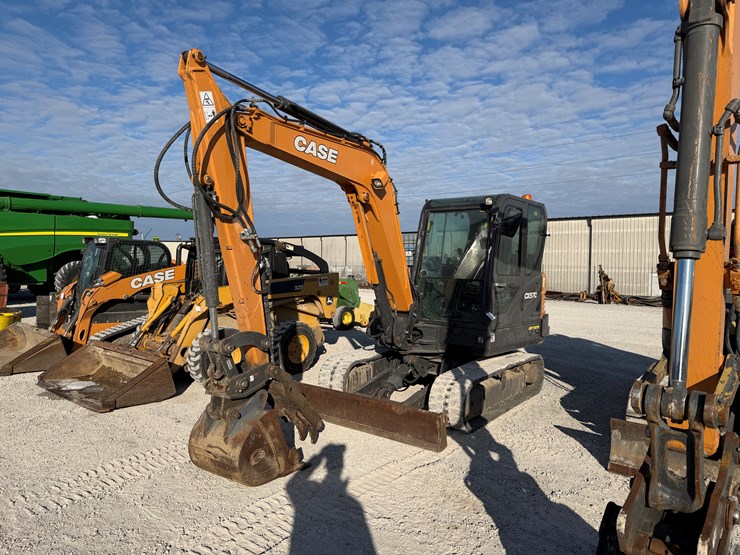 2019-case-cx57c-image-27