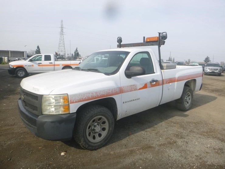 2008-chevrolet-1500-image-1