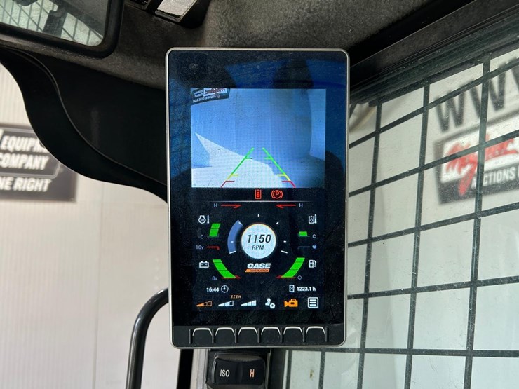 2020-case-sr240b-image-20