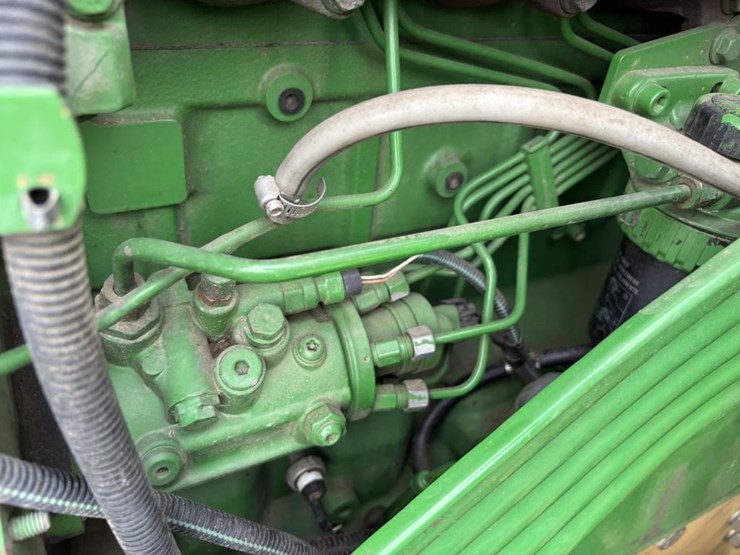 2003-john-deere-7220-image-41