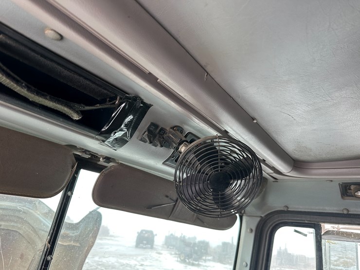 1997-international-9200-image-61