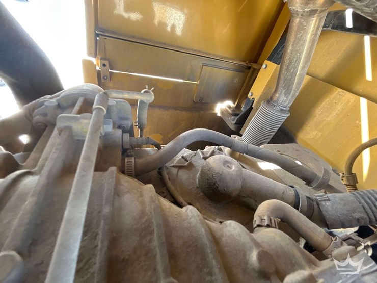 2012-caterpillar-924k-image-10