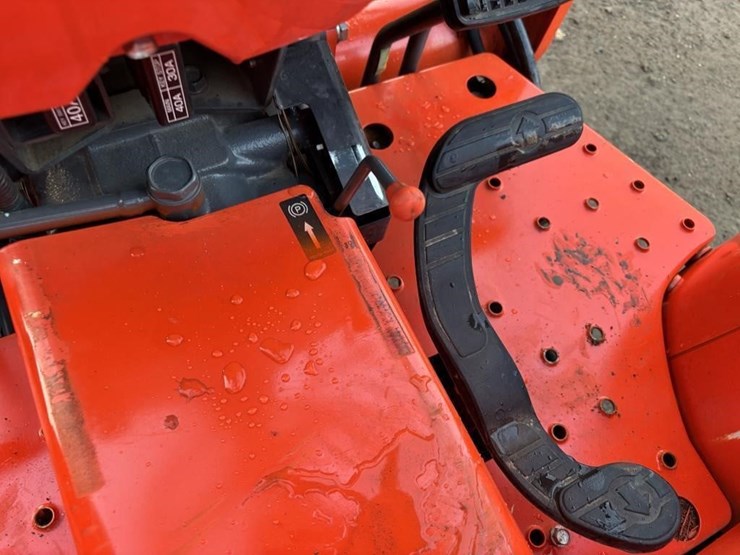2018-kubota-l2501d-image-33