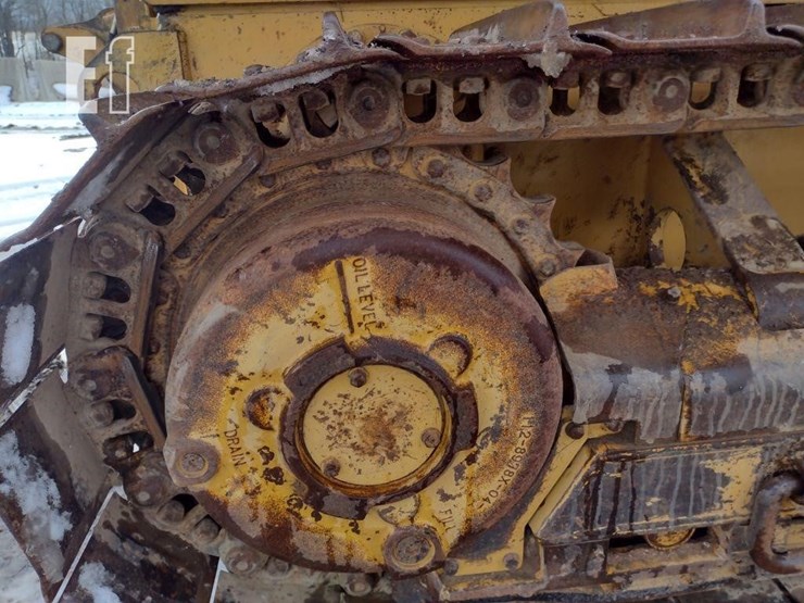 2005-caterpillar-d4g-xl-image-34