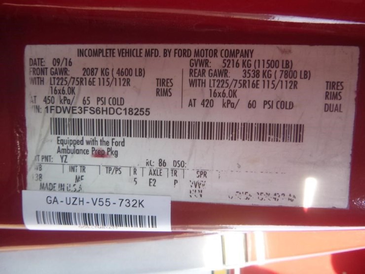 2017-ford-e350-image-16