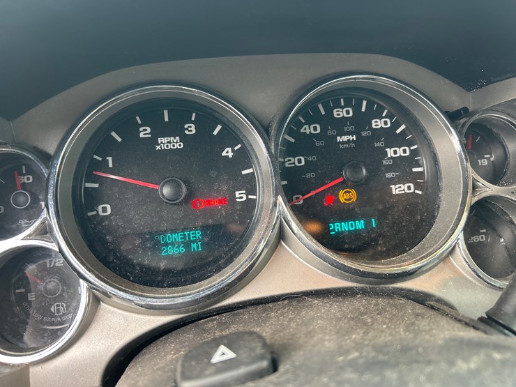 2007-chevrolet-3500-image-13