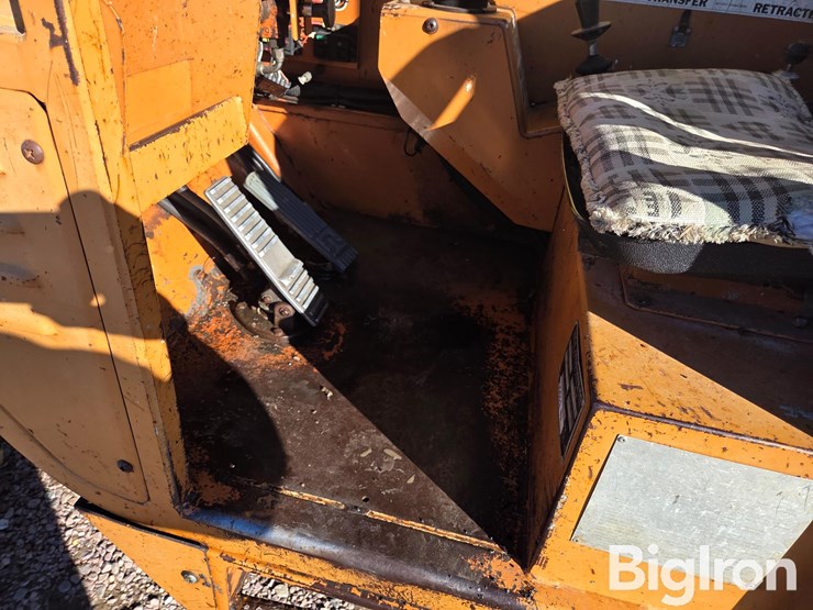 lull-644b-37-image-12