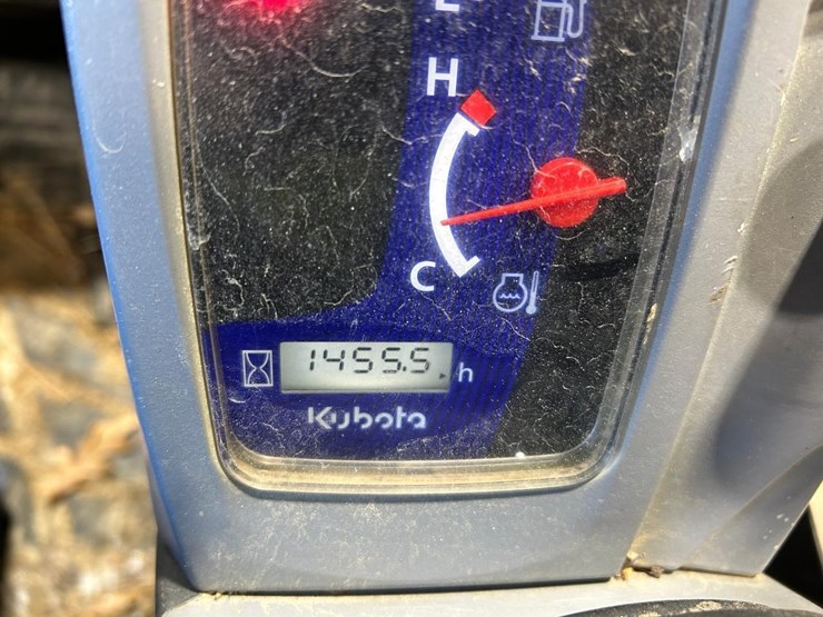 2016-kubota-svl75-2-image-21