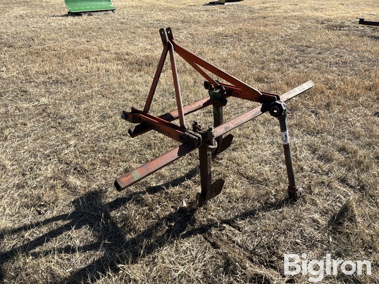 3-pt-2-bar-63"-cultivator-image-7
