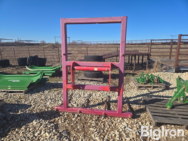 new-holland-742-image-2