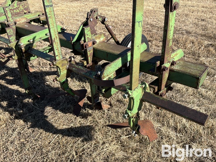 john-deere-3-pt-cultivator/ditcher-image-15