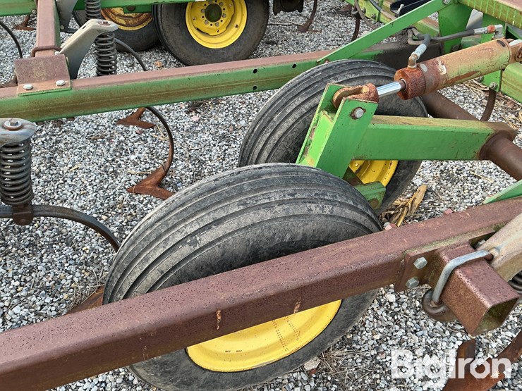 john-deere-726-image-20
