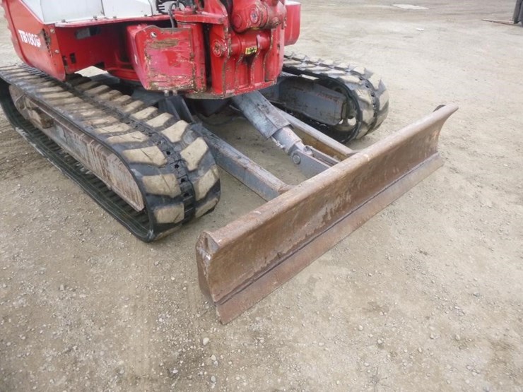 2012-takeuchi-tb180fr-image-20