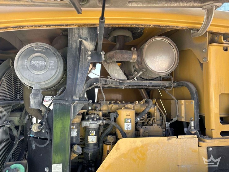 2012-caterpillar-924k-image-7