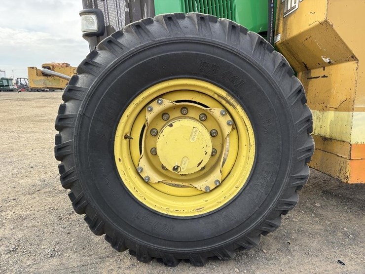 2003-john-deere-7220-image-13