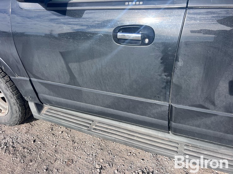 2012-ford-expedition-xlt-image-14