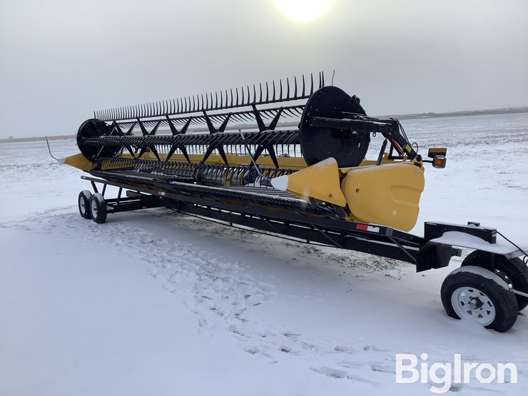 2014-new-holland-880cf-30-image-1