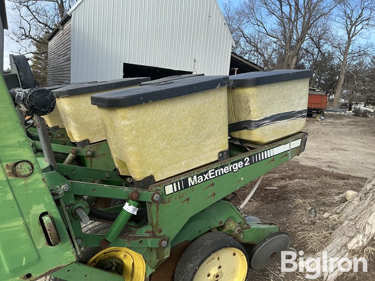 john-deere-7200-image-15