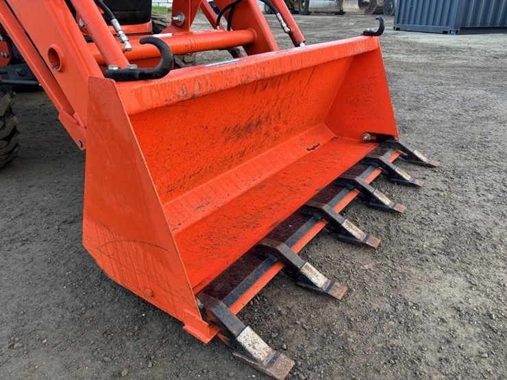 2018-kubota-l2501d-image-10