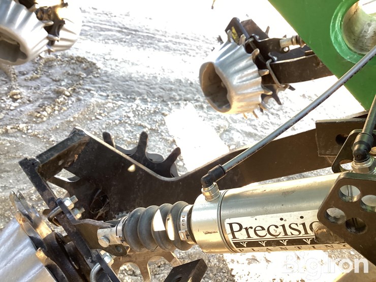 2006-john-deere-1770nt-image-19