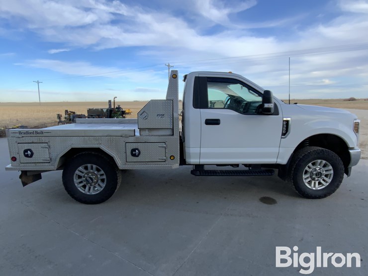 2019-ford-f350-xl-image-4
