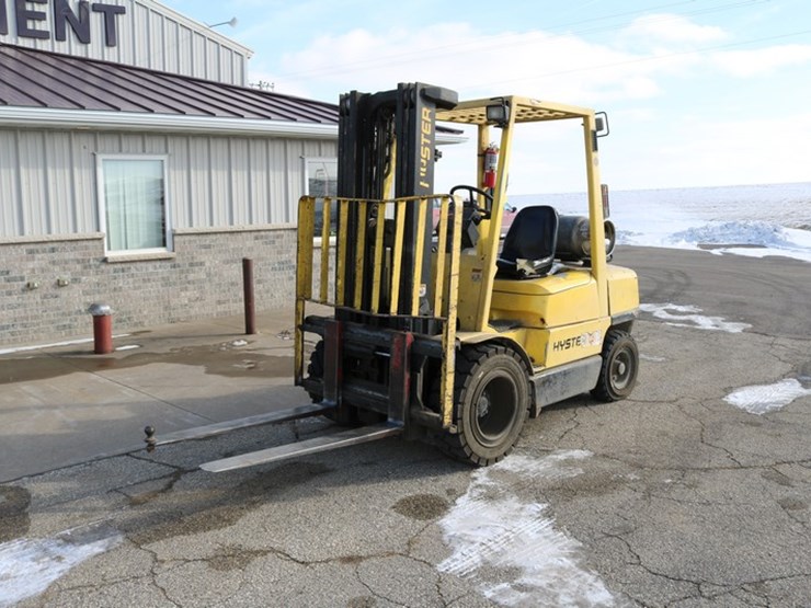#4111-•-hyster-55-forklift-image-2