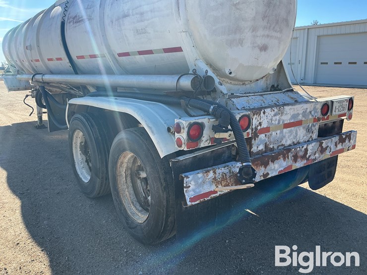 1962-certified-t/a-stainless-steel-tanker-trailer-image-18