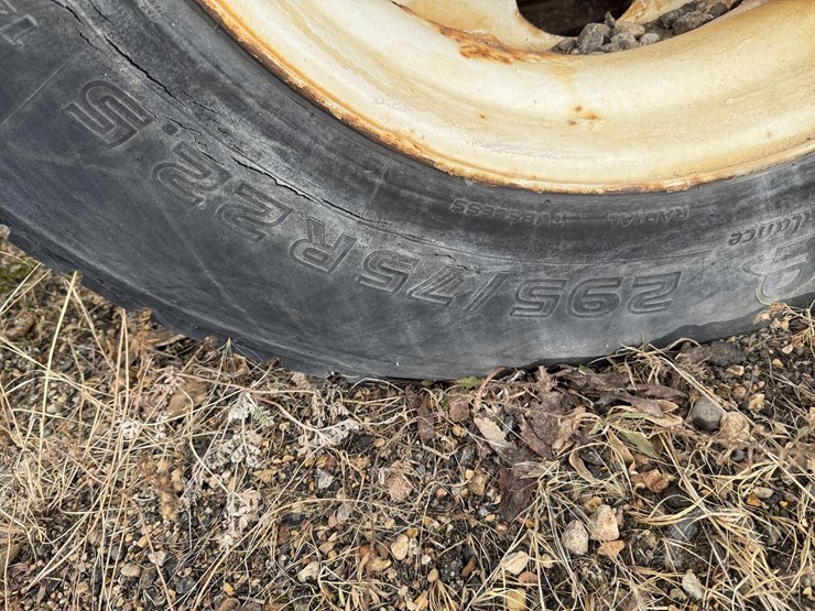 1998-international-4700-image-17