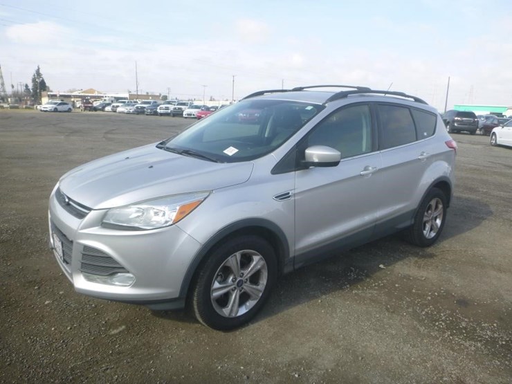 2016-ford-escape-image-1