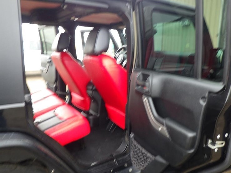 2016-jeep-wrangler-image-8