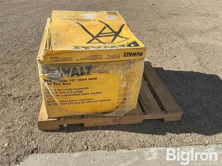 dewalt-tile-saw-image-4