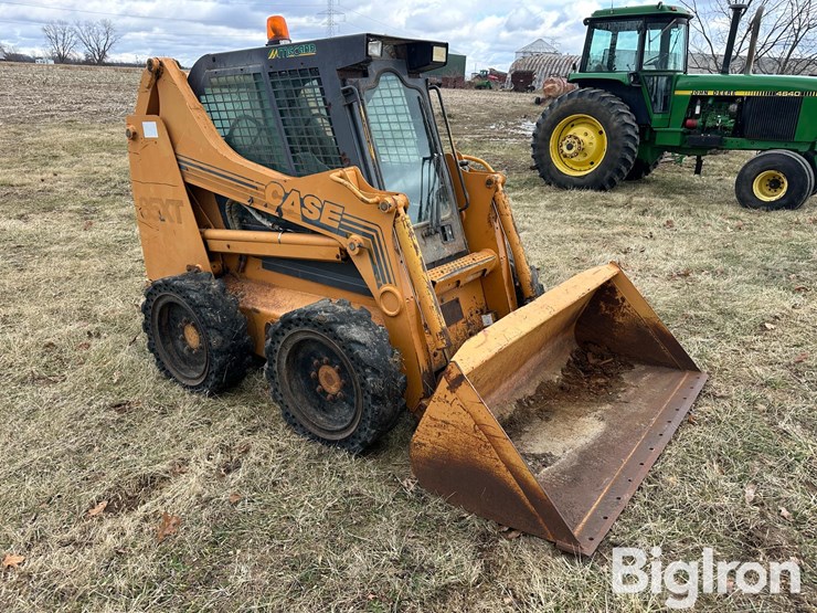 2001-case-85-xt-image-3