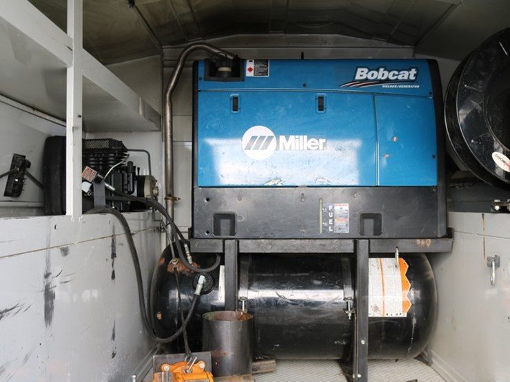 2013-chevrolet-3500-image-15