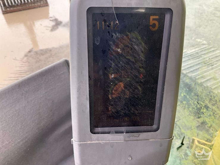 caterpillar-325d-image-7