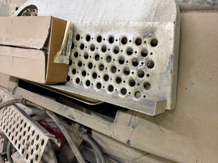 kenworth-t600-image-10