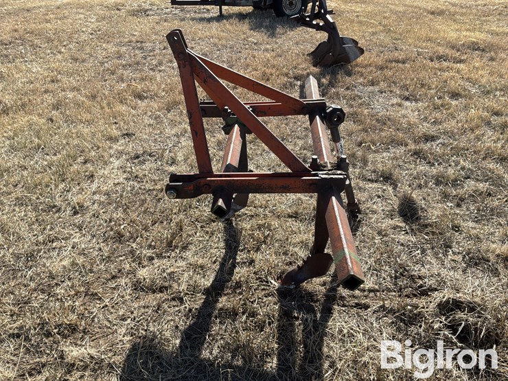 3-pt-2-bar-63"-cultivator-image-8