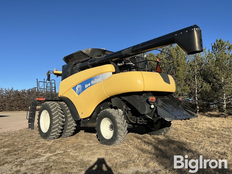 2007-new-holland-cr9060-image-7