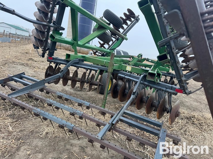 john-deere-630-image-17