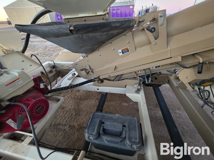 2014-unverferth-3750-image-12