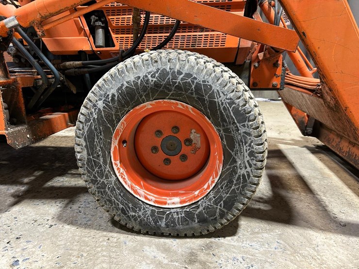 kubota-b8200-image-13