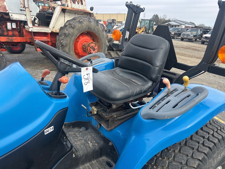 new-holland-1530-image-7