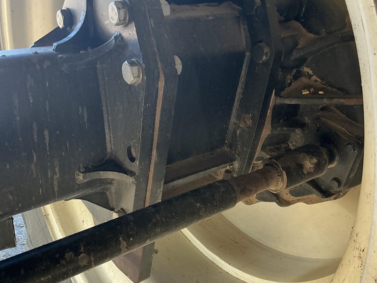 2007-new-holland-cr9060-image-16