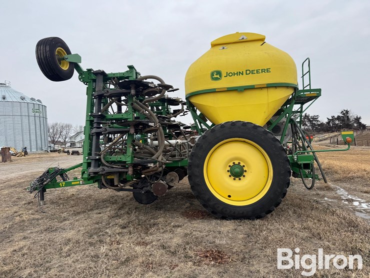 2016-john-deere-2510h-image-2
