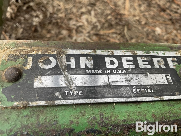 john-deere-350-image-11