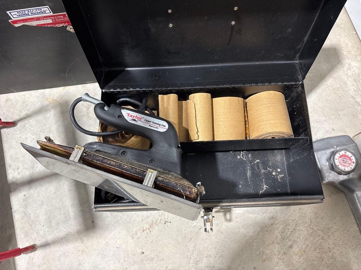 flooring-tools-image-3