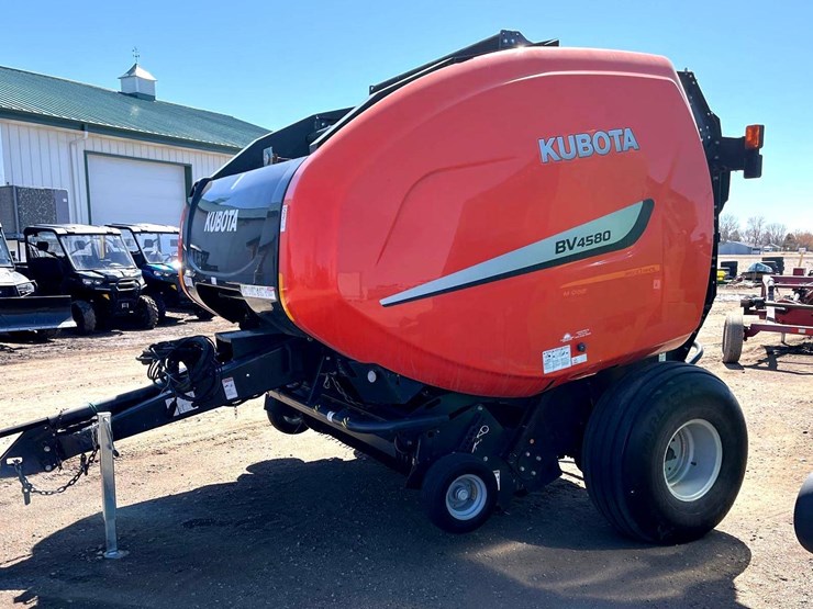 2016-kubota-bv4580-image-1