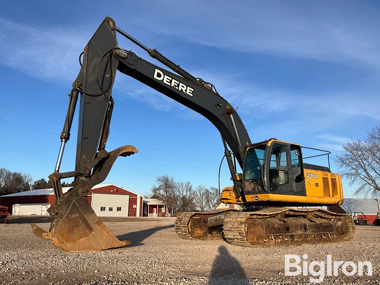 2006-deere-270d-lc-image-1