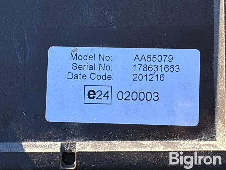 john-deere-350-image-15