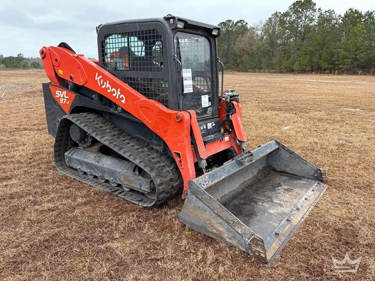 2024-kubota-svl97-2-image-2